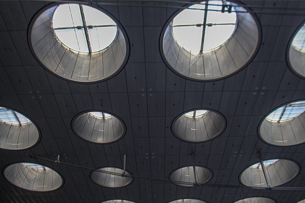 sealing-modern-futuristic-shapes-windows-mini-2024-11-26-20-14-20-utc